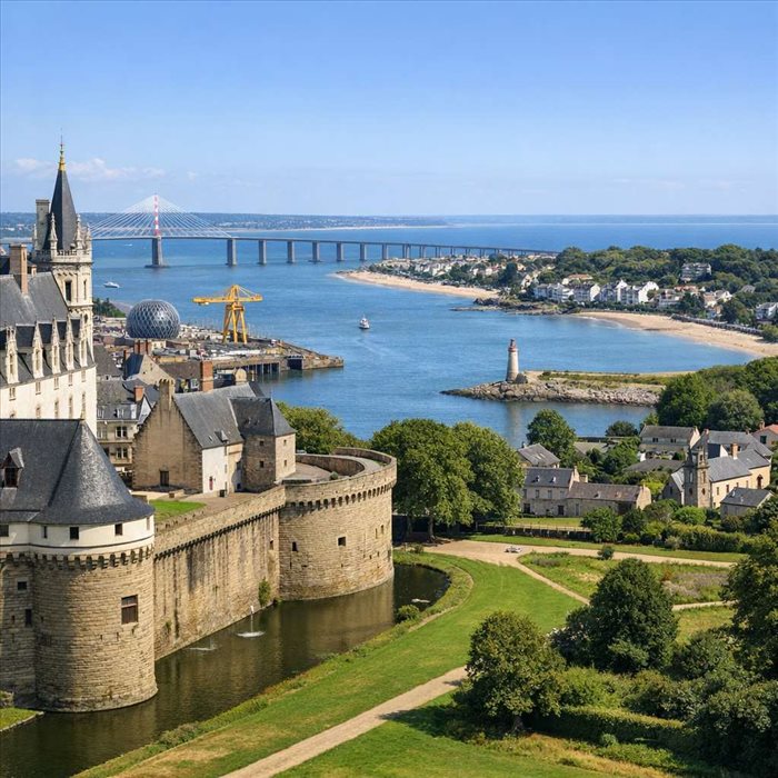 De quelle région fait partie la Loire-Atlantique ?